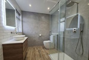 Photo 4- click for photo gallery